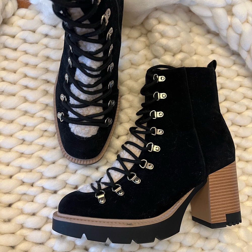 Eliana Sherpa Boot - Picture 3 of 7